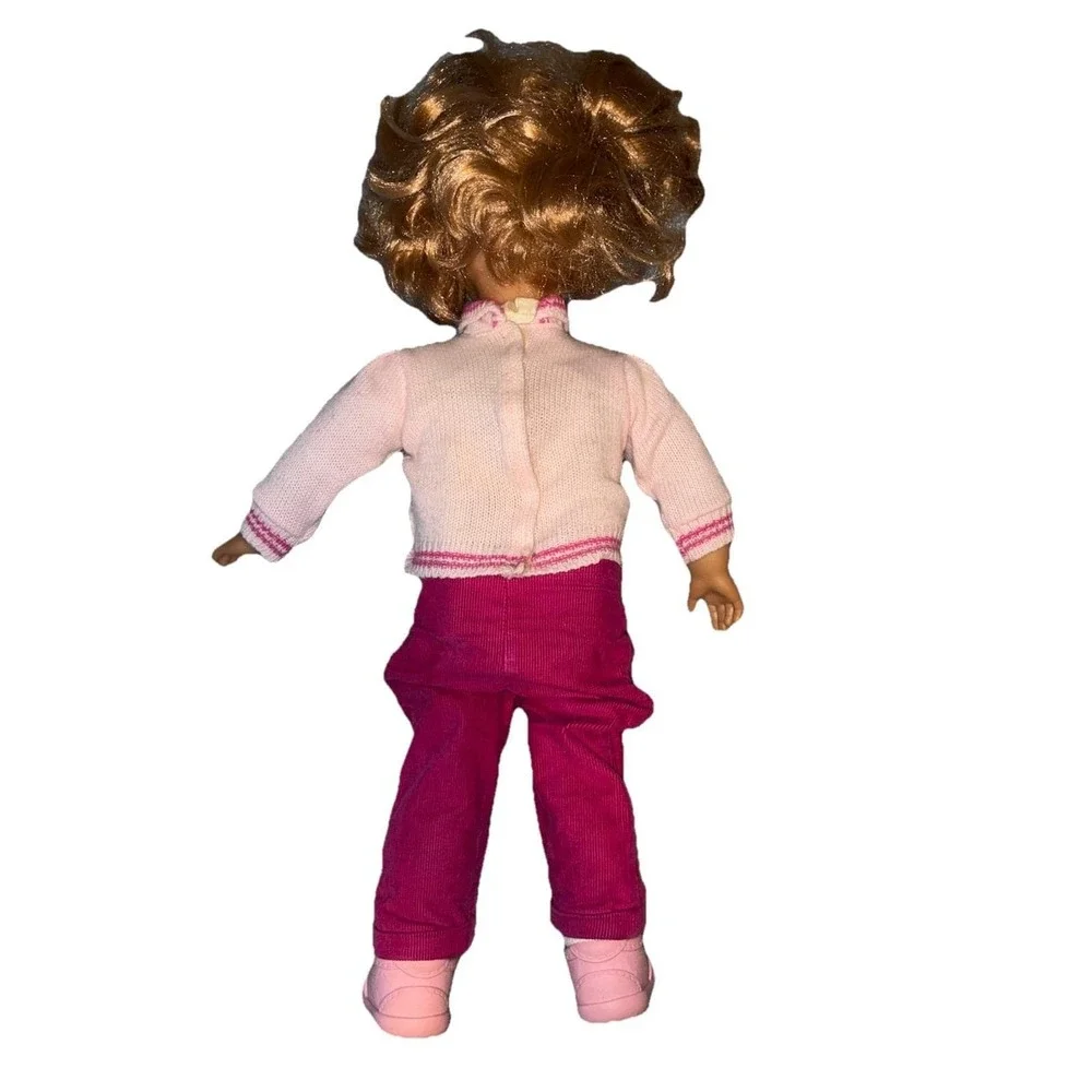 Julie Worlds Most Intelligent Talking Doll 1987 Worlds of Wonder Box Works *flaw